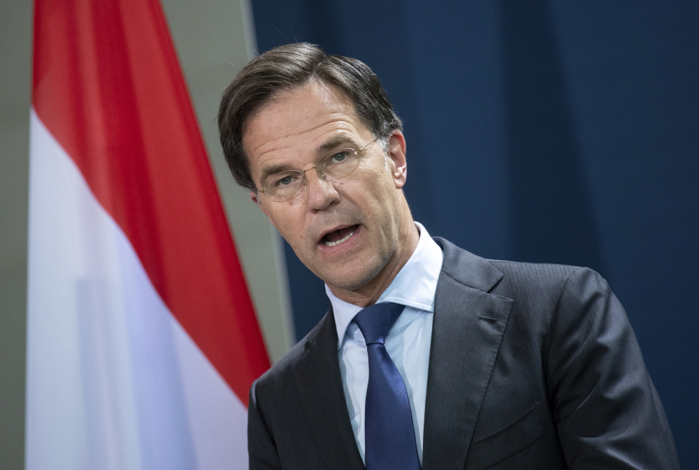 Netherlands_Teacher_Threatened_41228