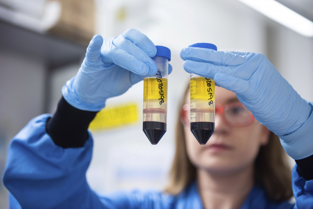 Virus_Outbreak_Britain_Vaccine_82939