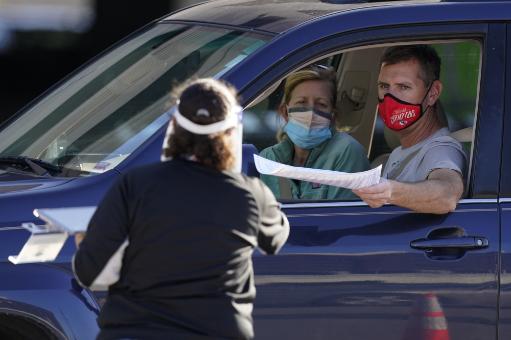 Virus_Outbreak_Poll_Workers_48033