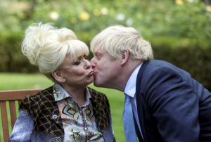 Britain_Obit_Barbara_Windsor_35417