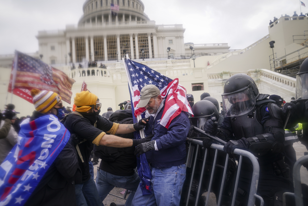 Capitol_Breach_Police_Response_02975
