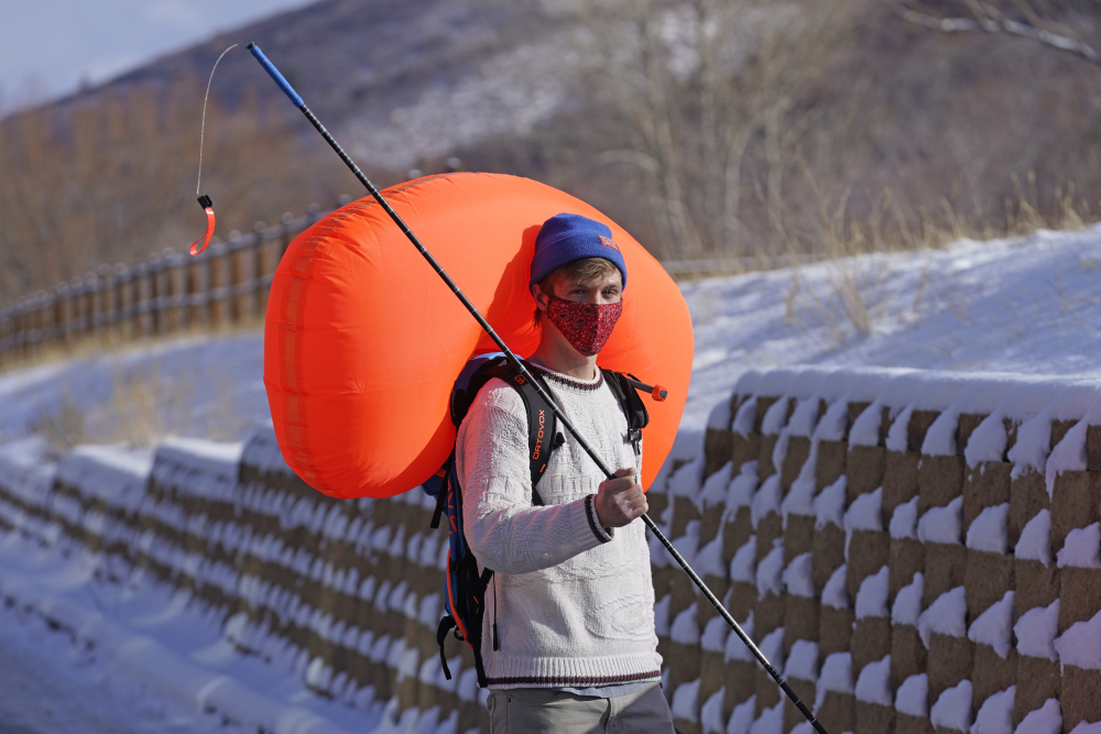 Virus_Outbreak_Backcountry_Skiing_40896