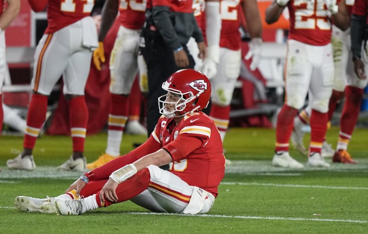 APTOPIX_Chiefs_Buccaneers_Super_Bowl_Football_80754