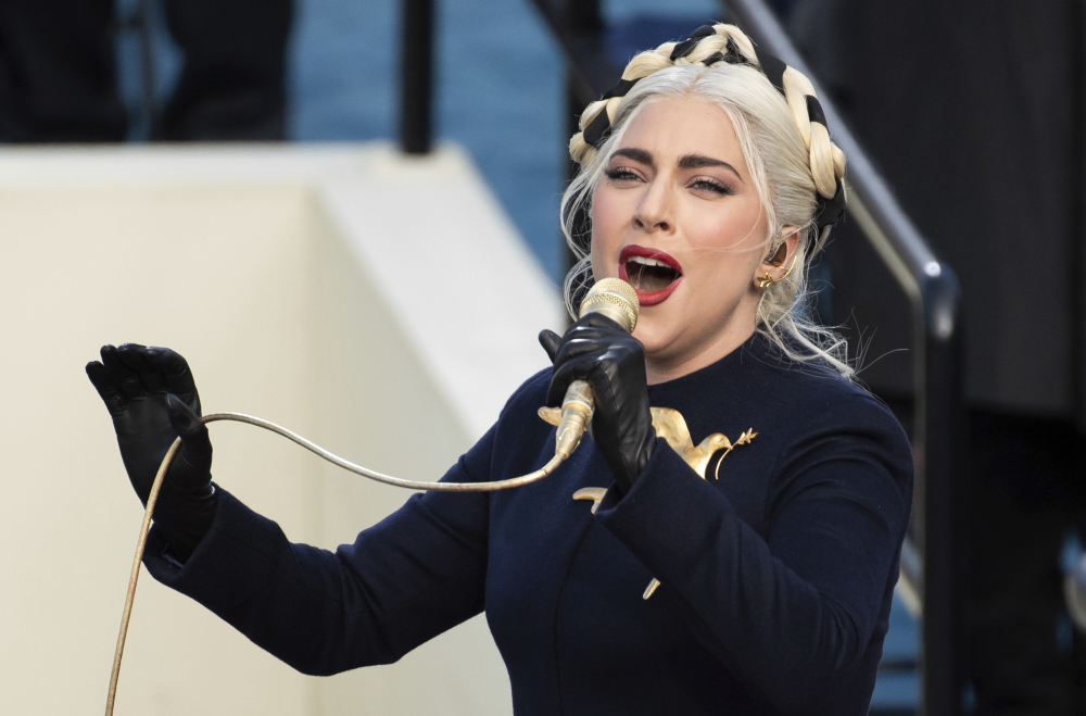 Lady-Gaga-Dogs-Stolen_75969