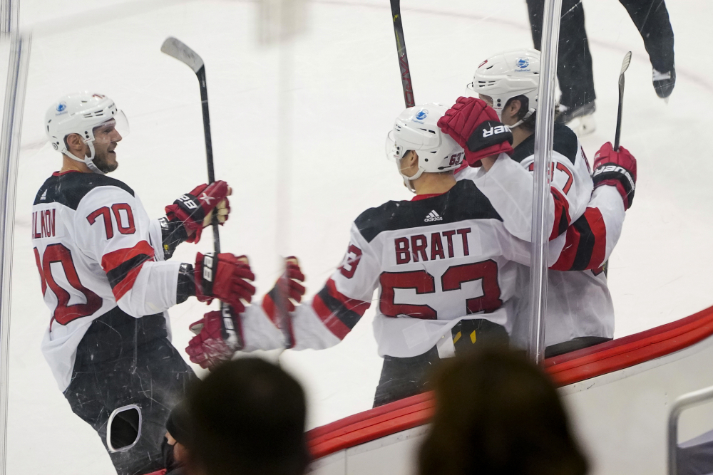 Devils_Penguins_Hockey_13074