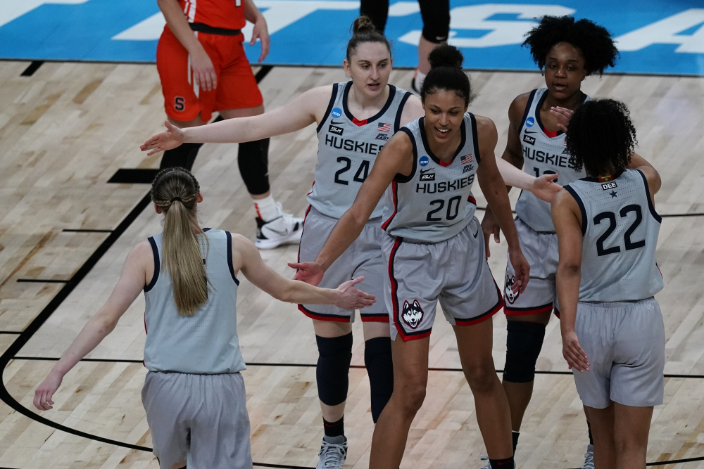 NCAA_Syracuse_UConn_Basketball_59096