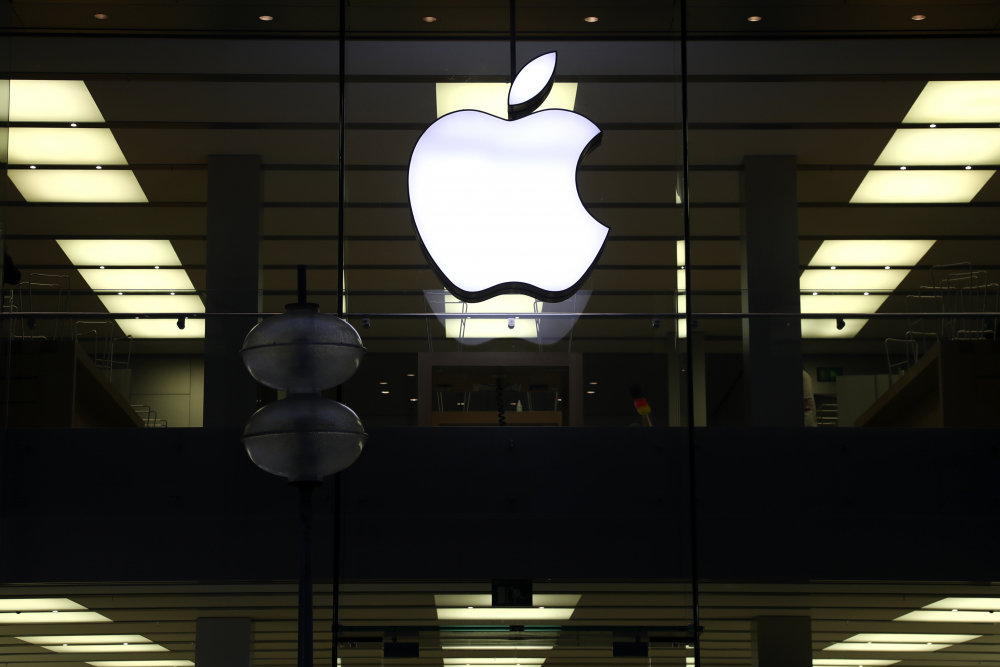 Apple_iPhone_Privacy_Crackdown_98754