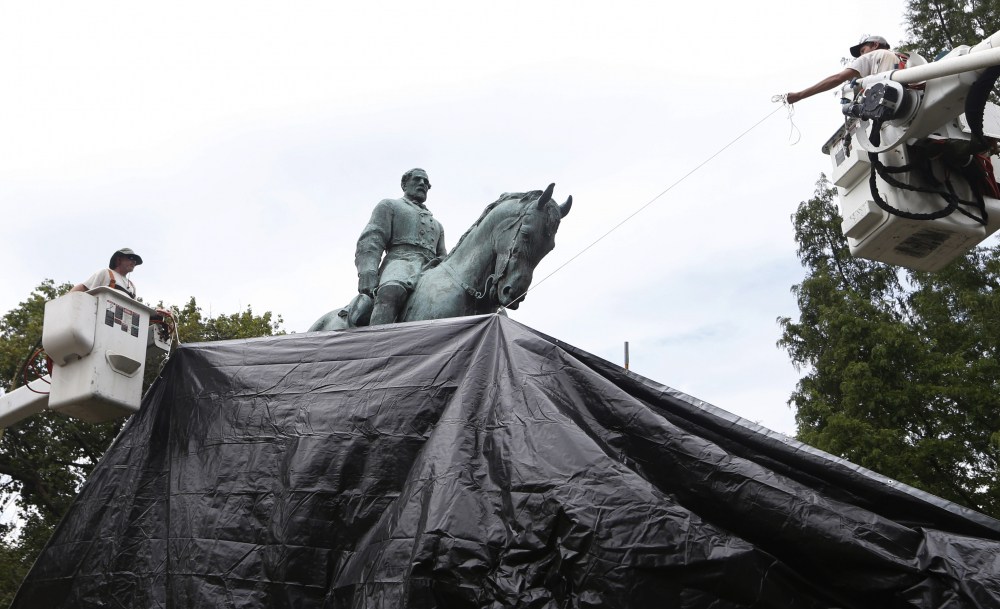 Confederate_Monuments_Charlottesville_45858