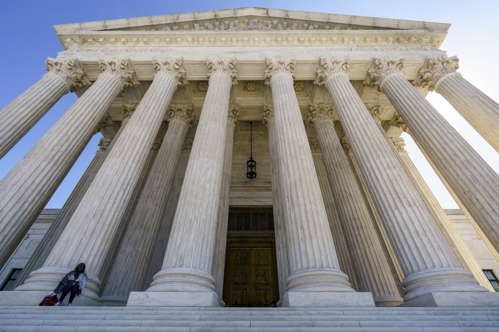 Supreme_Court_Juvenile_Life_in_Prison_39920
