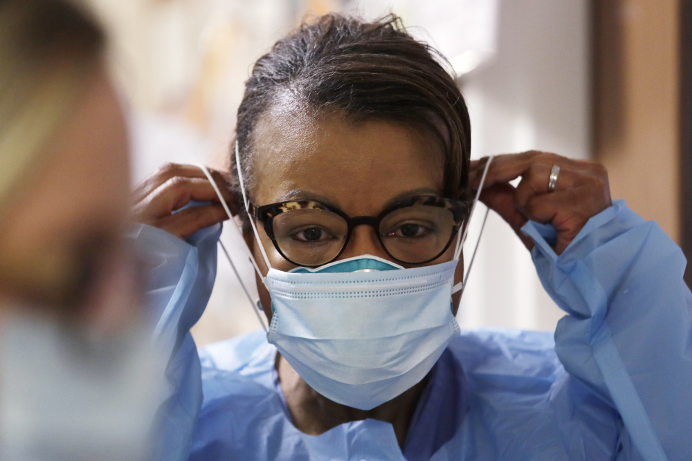 Virus_Outbreak_Medical_Masks_91501