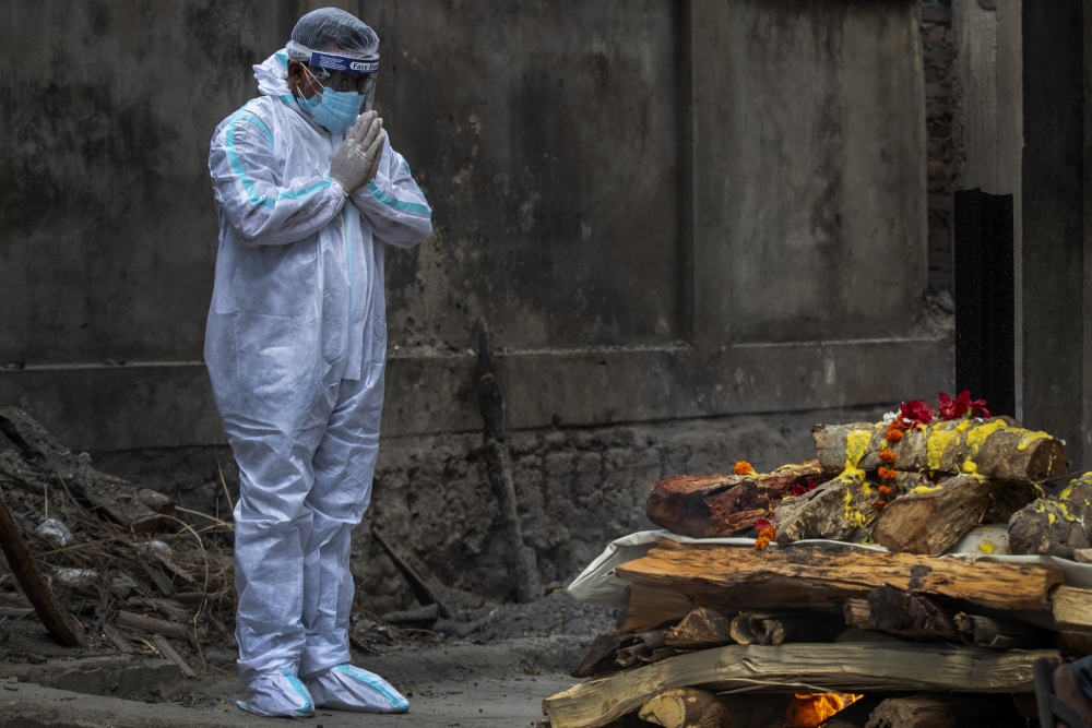 APTOPIX_Virus_Outbreak_India_58883