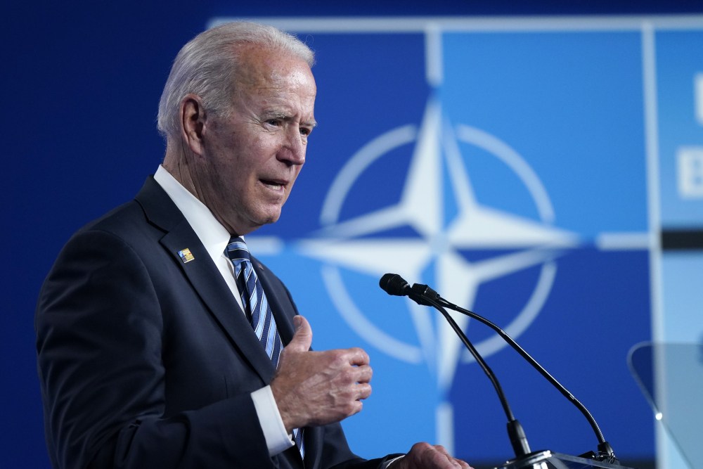 Biden_NATO_10035
