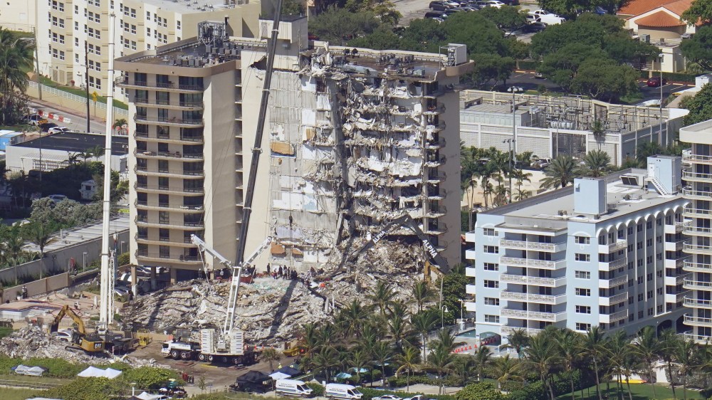 Building_Collapse_Miami_87409