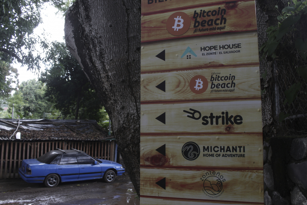 El_Salvador_Bitcoin_Beach_67608