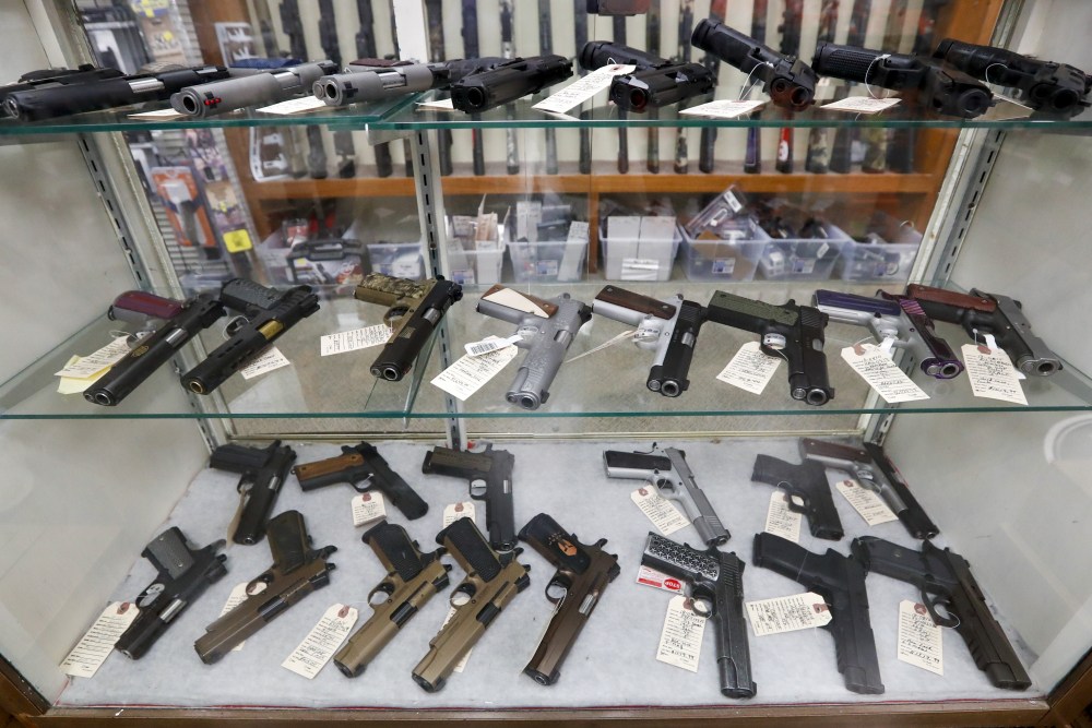 Gun_Sales_Denials_Up_34027