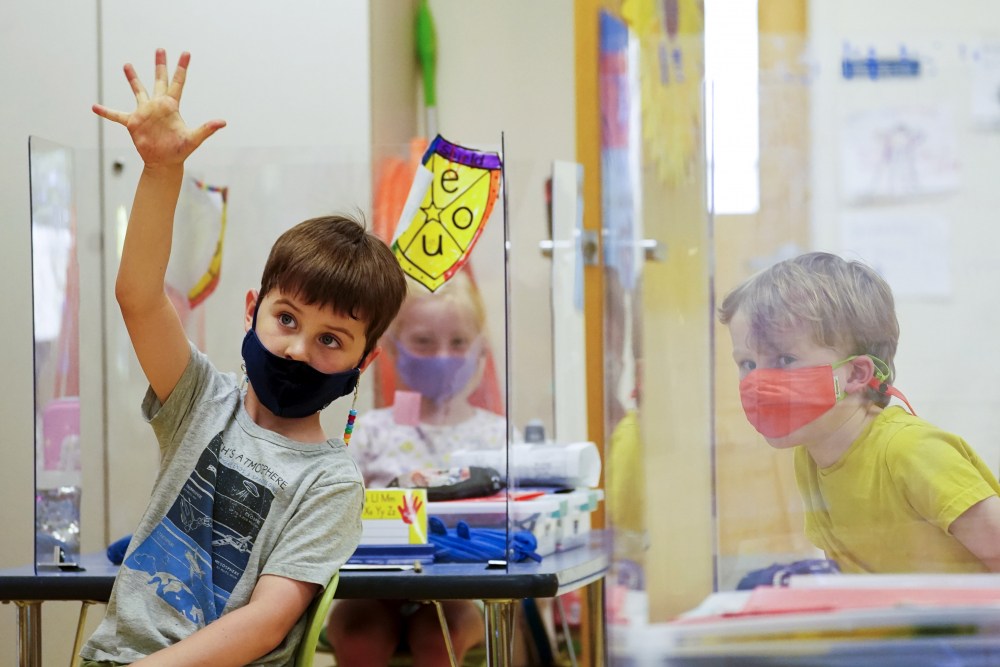 Virus_Outbreak_Kindergarten_Surg_22020