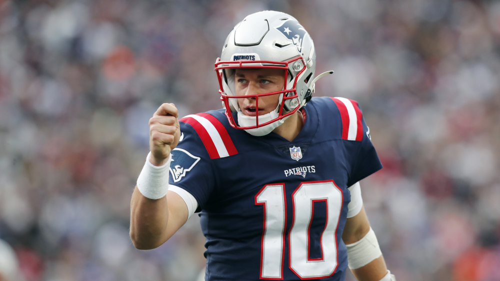 Browns Patriots Football