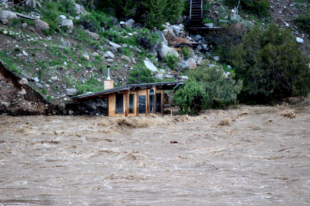 Yellowstone National Park-Flooding