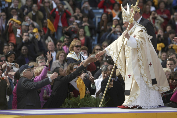 Obit-Benedict XVI-US Reaction