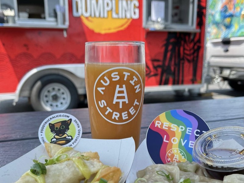 A guide to 83 food trucks rolling through Maine