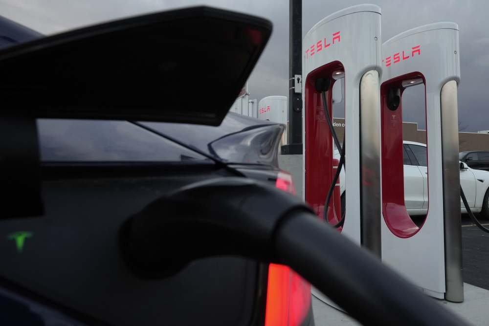 Tesla-Charging Network