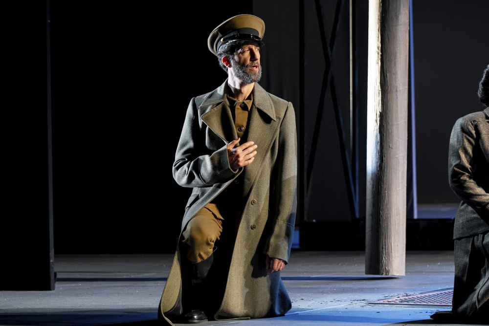 Opera-David Leigh